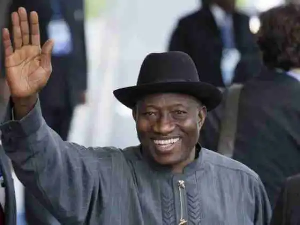 3 Policemen Arrested For Looting Former President Jonathan’s House